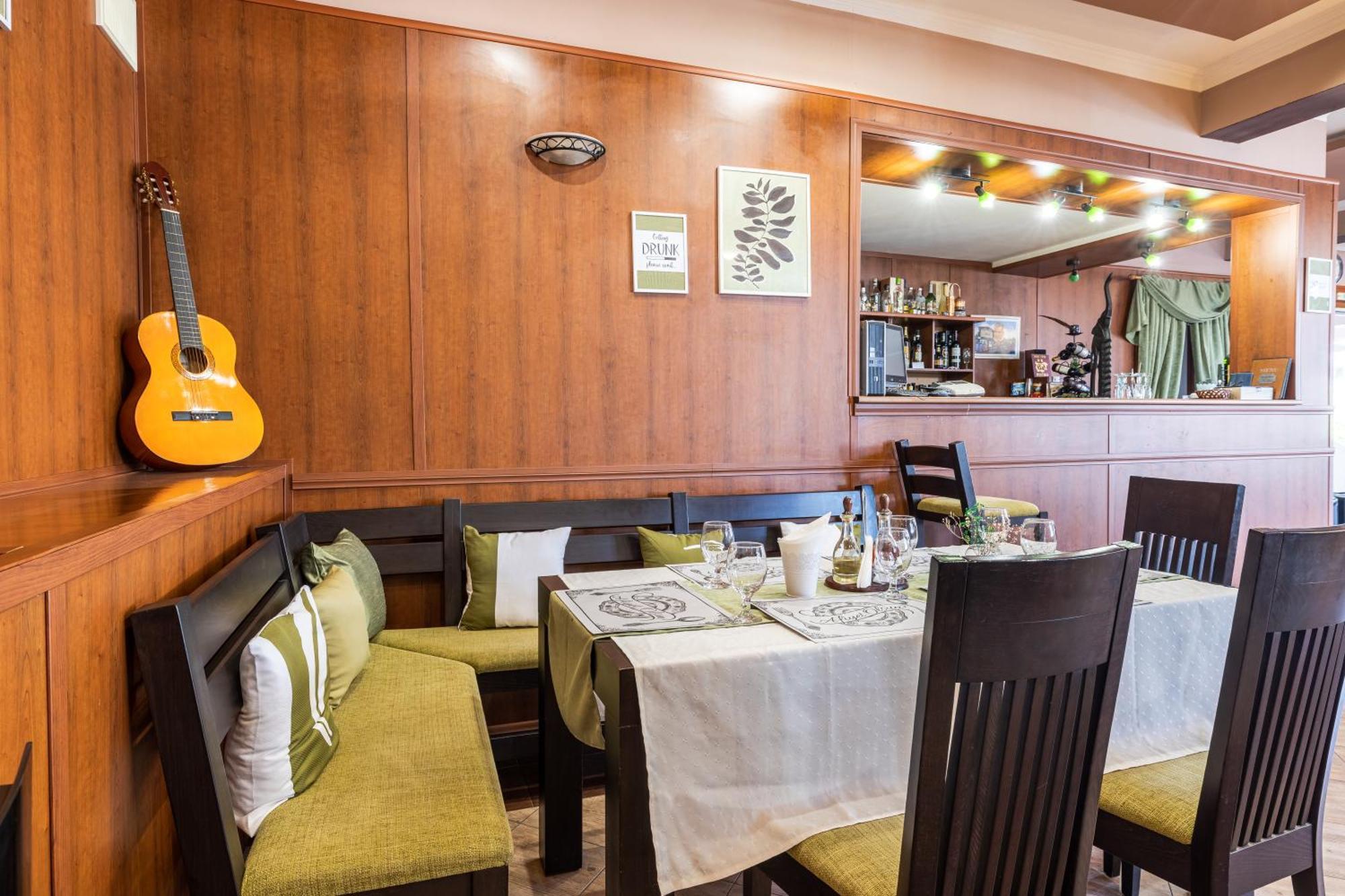Hotel Kibor Gulubovo  المظهر الخارجي الصورة