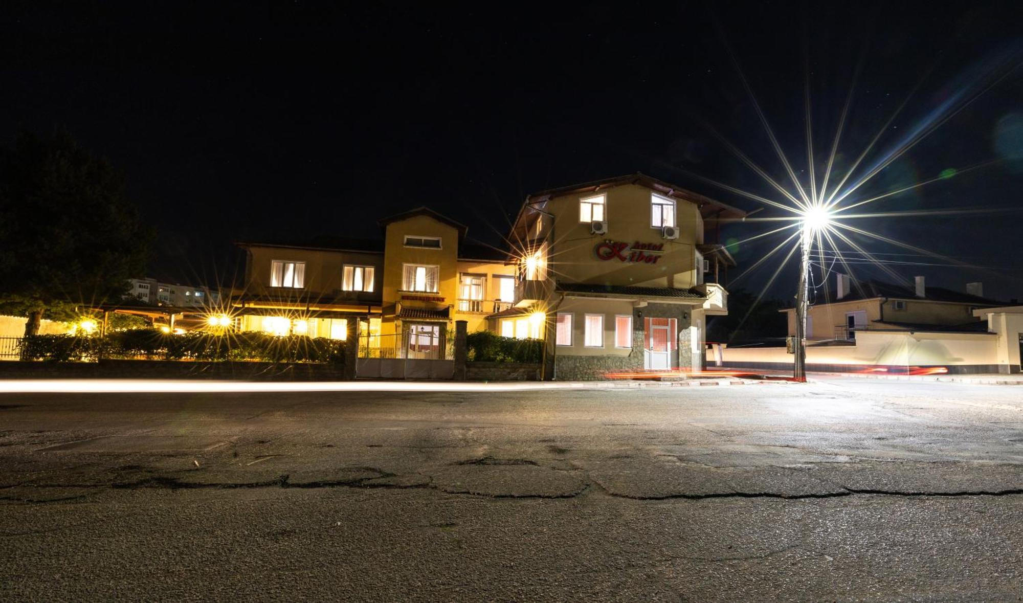 Hotel Kibor Gulubovo  المظهر الخارجي الصورة