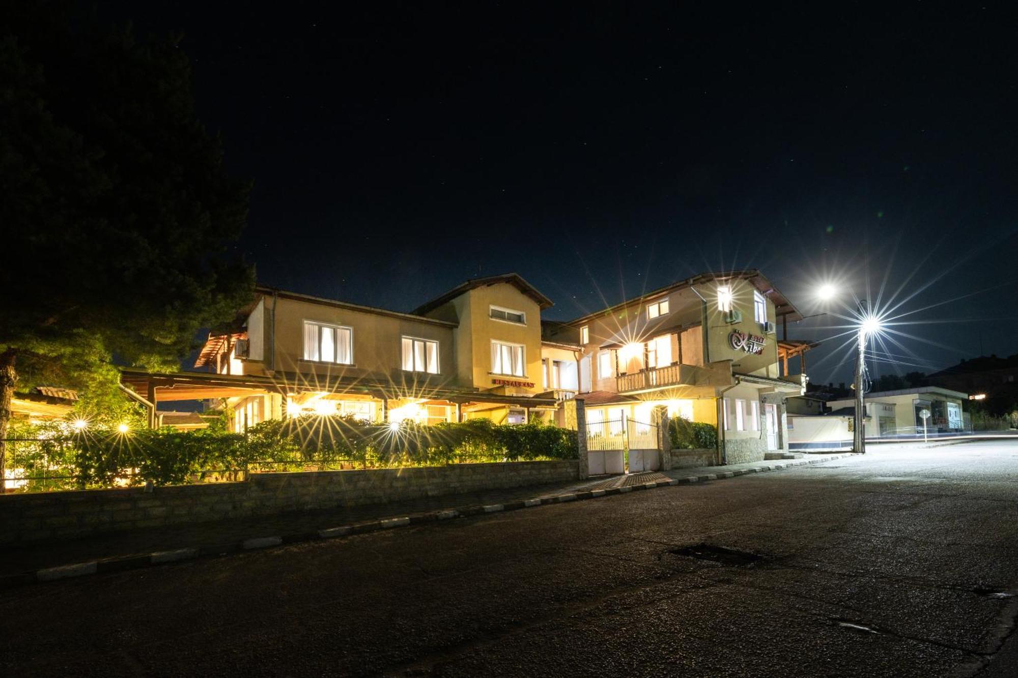 Hotel Kibor Gulubovo  المظهر الخارجي الصورة